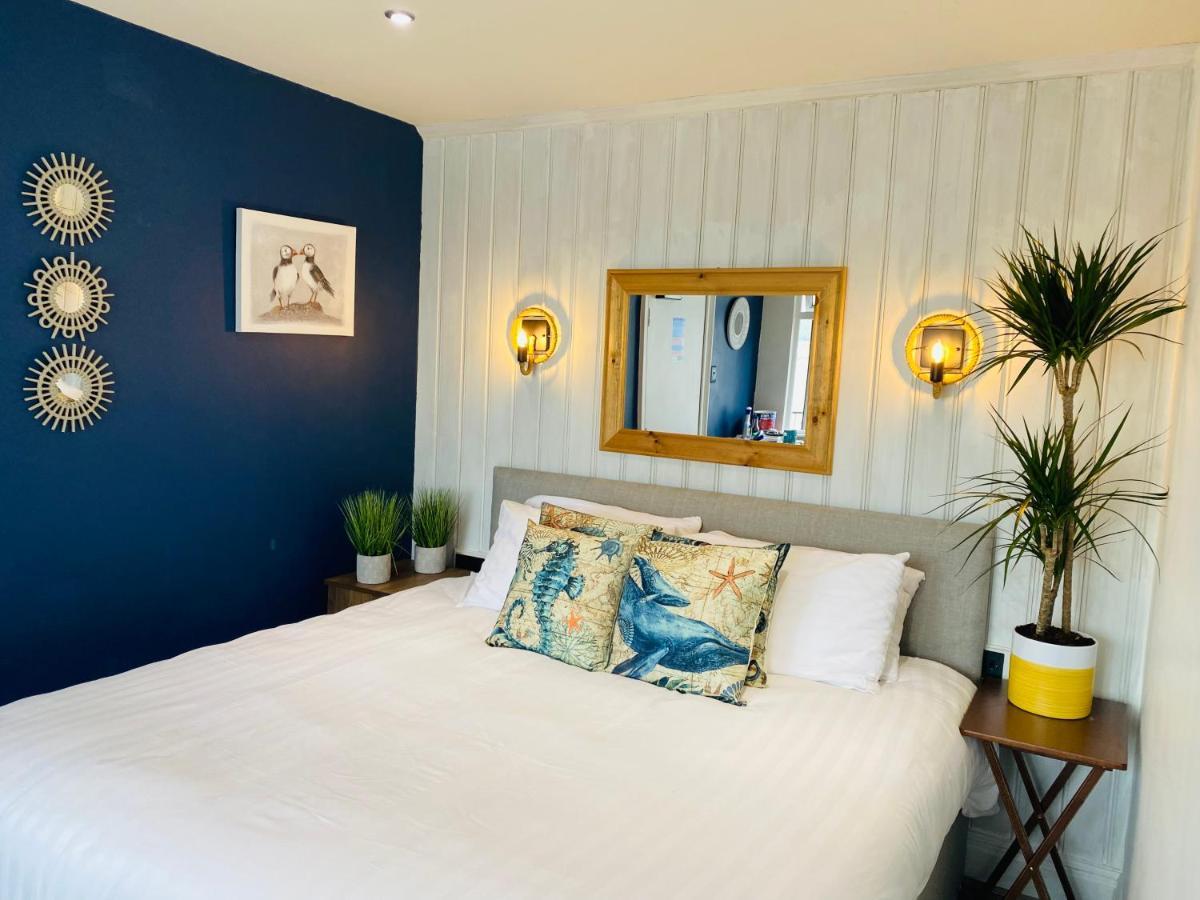 מנאי ברידג' Gazelle Hotel מראה חיצוני תמונה