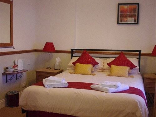 מנאי ברידג' Gazelle Hotel מראה חיצוני תמונה